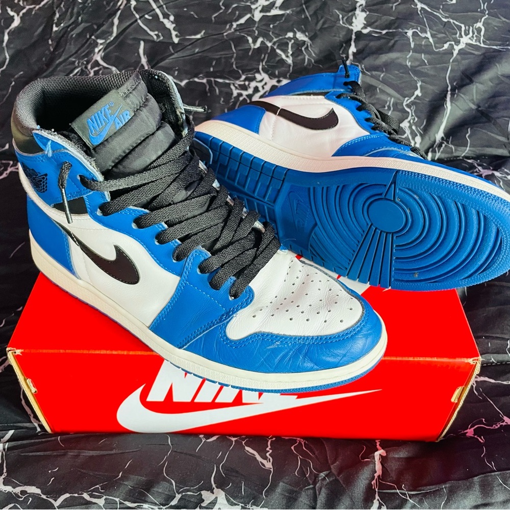 Jordan 1 High OG true blue
